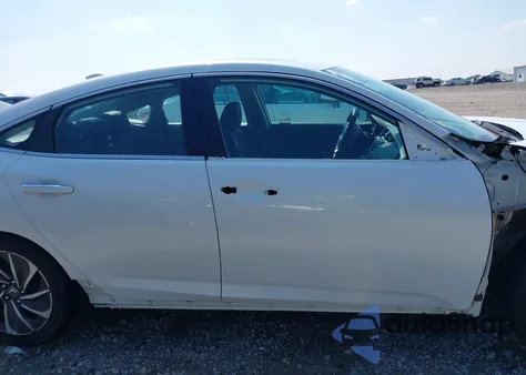 2019 Honda Insight Touring из США, поврежденный, VIN 19XZE4F93KE033719